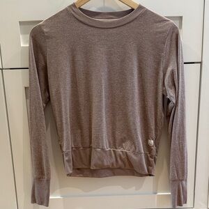 Vuori Women's Long Sleeve Workout Top in Light Purple